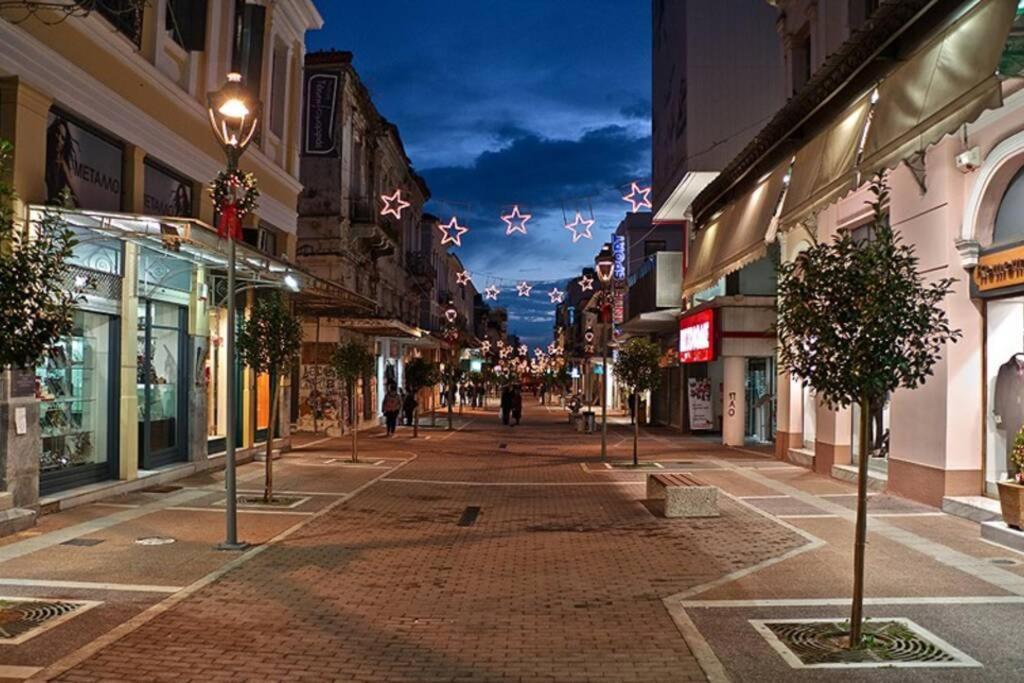 Ferienwohnung Stylish River Flat, Near The Center And The Beach Kalamata Exterior foto